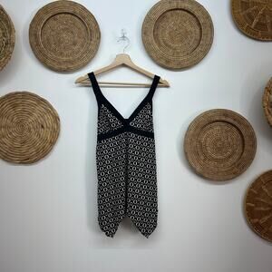 Vintage Y2K 2000s IZ Byer Black White Asymmetrical Hem Tie Back Tank Top Large